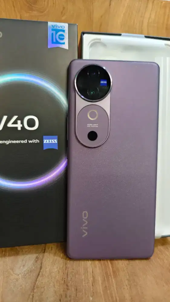 Vivo V40 5g 12/256 second jan 2026 ada nota beli