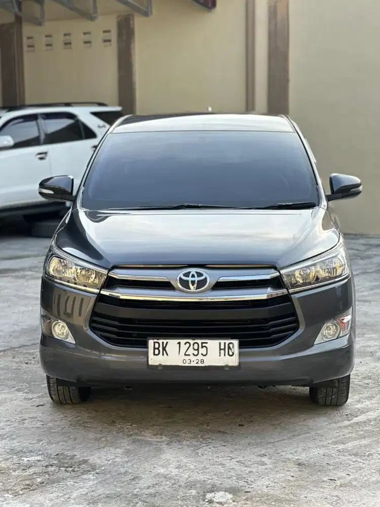 Toyota innova reborn 2.4 G at matic diesel 2018