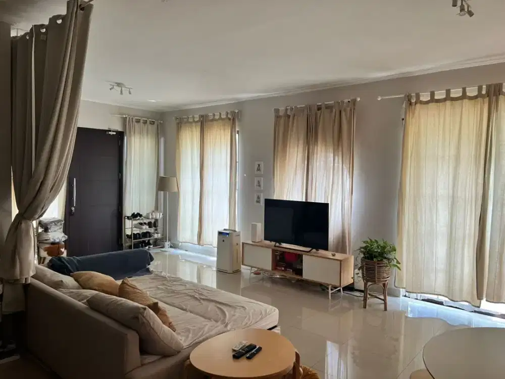 Dijual/Disewakan Rumah 2 Lantai di GLC Cluster East Asia LT.228m2