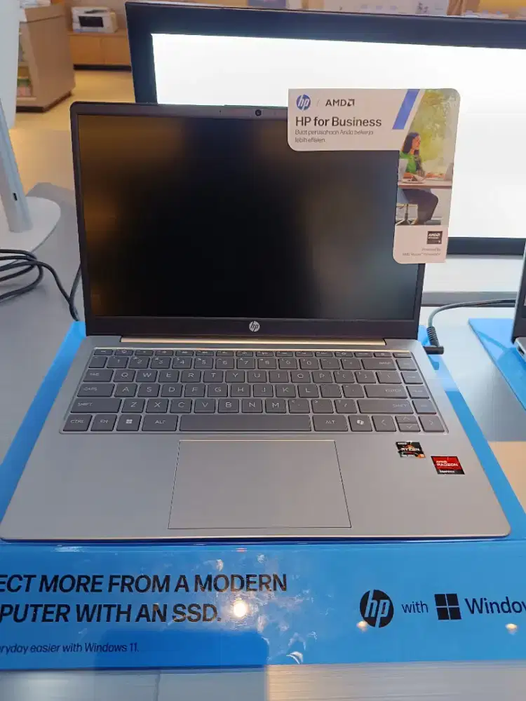 HP 14 EM0321AU Amd Ryzen 3
Cicilan mulai dari 500 ribuan ... tanpa DP