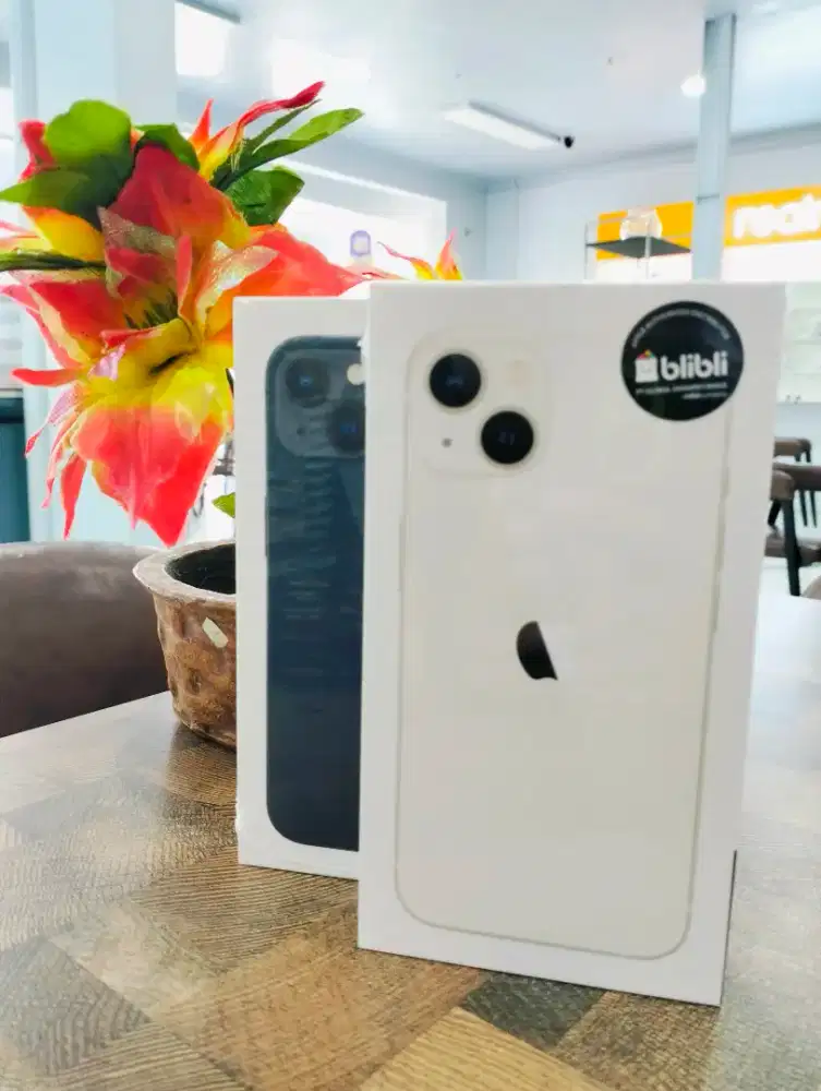 SPESIAL PROMO IPHONE 13 GARANSI RESMI