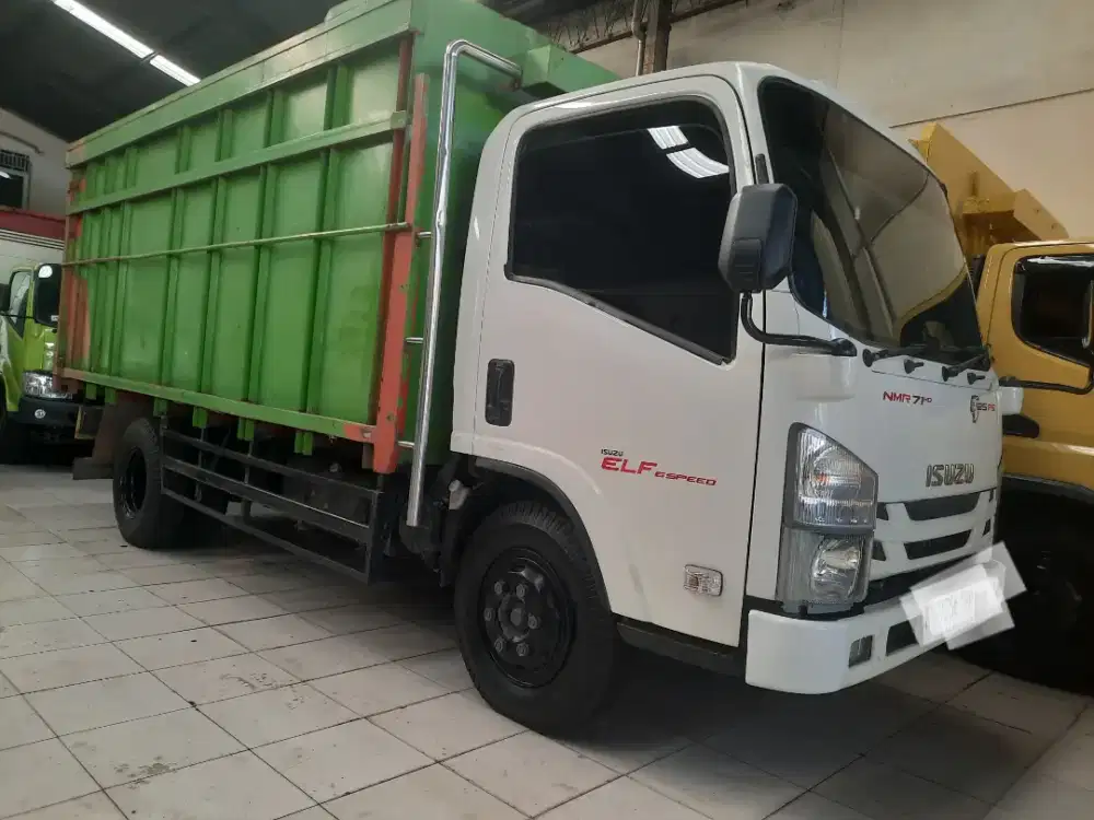 Isuzu Giga NMR 5.8 Light truk