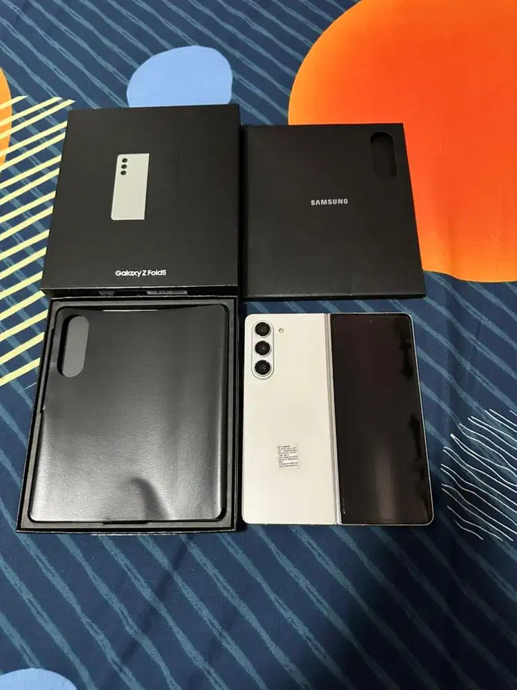 Samsung fold 5 12/256 sein