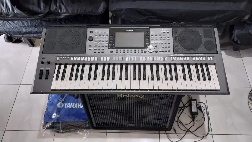 Keyboard yamaha psr s970 bisa tt