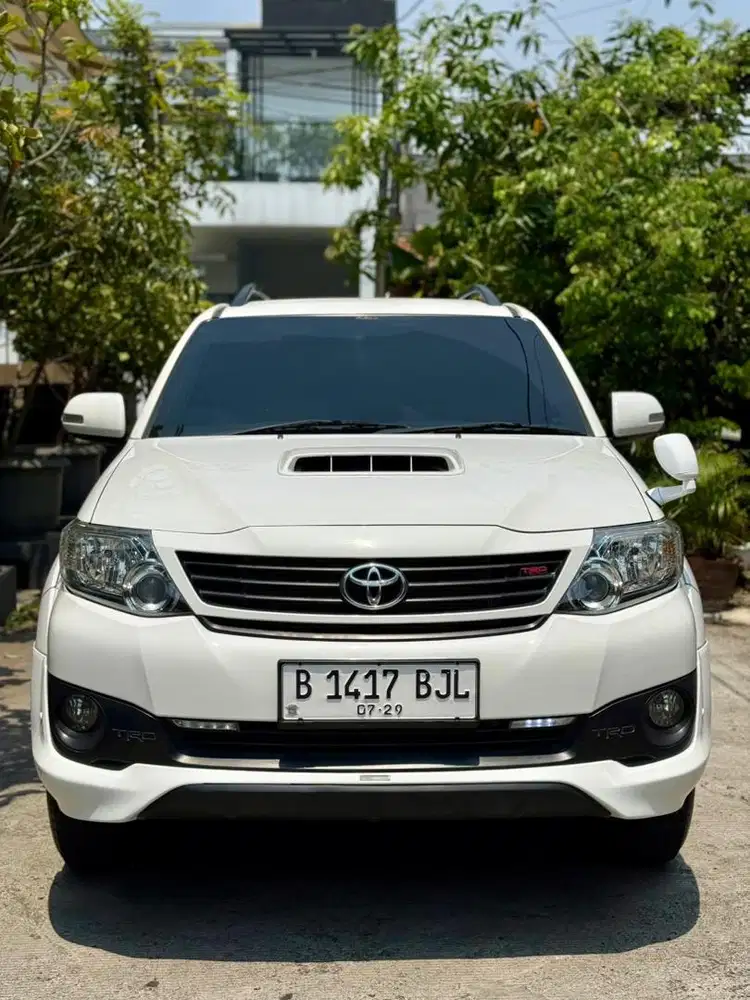 Fortuner VNT TRD AT 2014