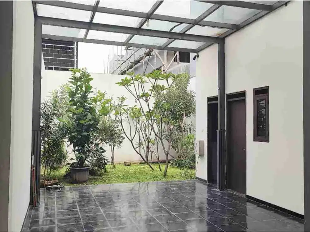 Jual dan Sewa Rumah di Mainroad Mekarwangi Semi Furnished Siap Huni