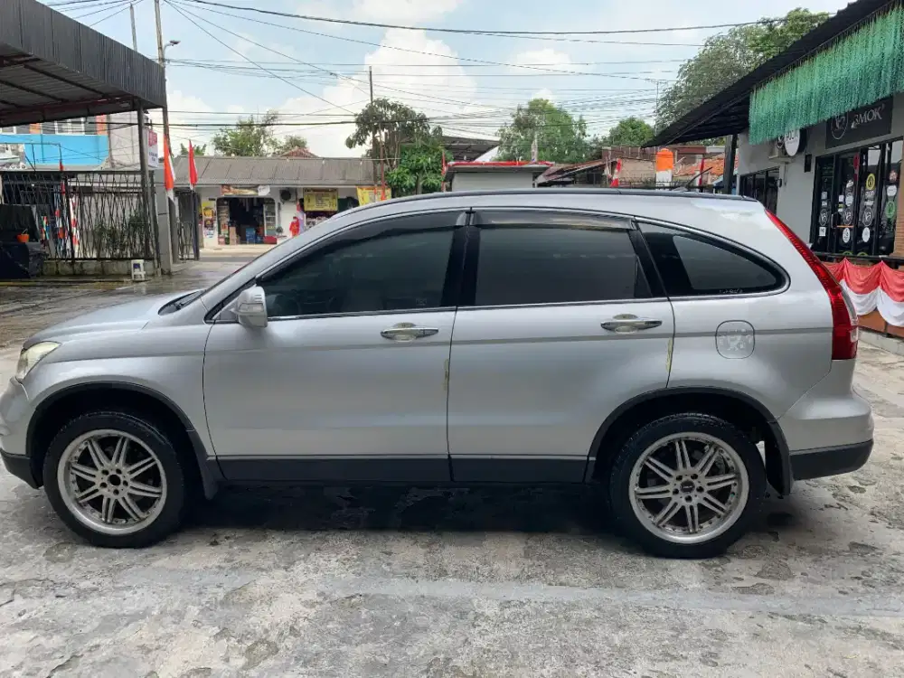 CRV TAHUN 2010 Jual Cepat Tanpa Perantara