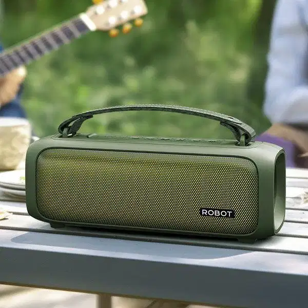 Outdoor Speaker Robot RB570