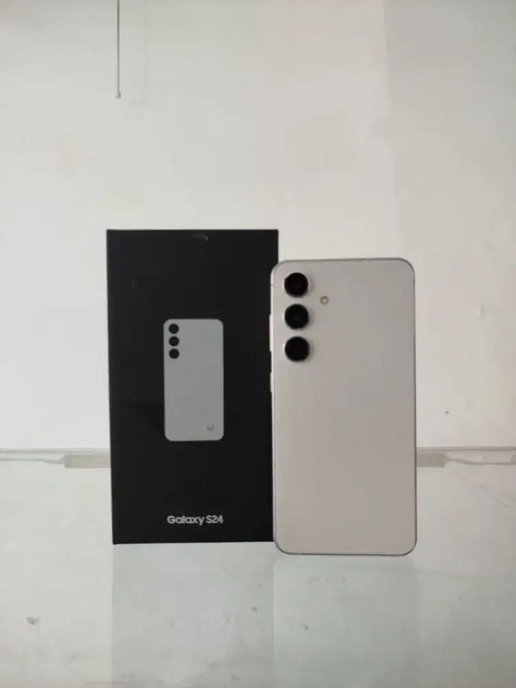 Samsung S24 8/512