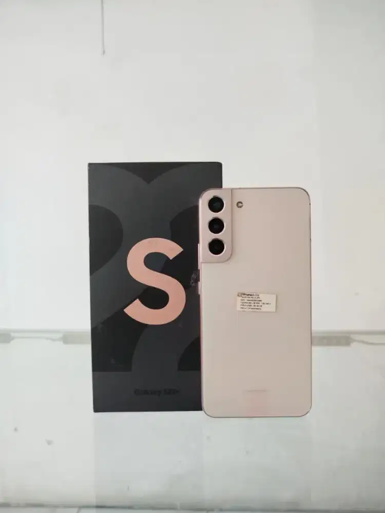 Samsung S22+ 8/128