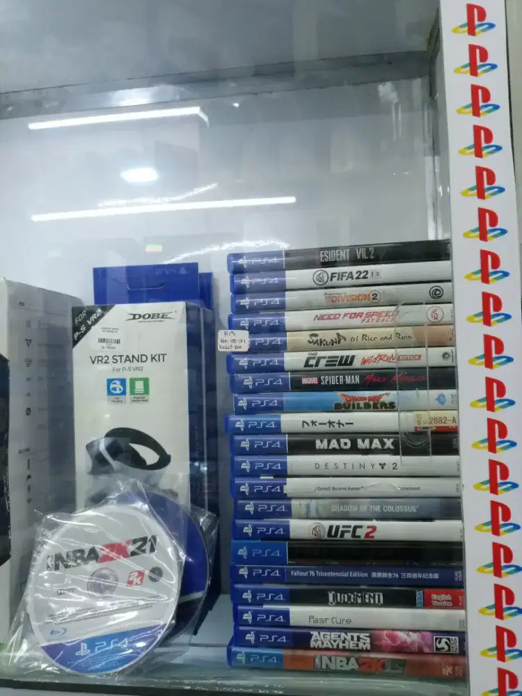 BD PS 4 Second Likenew