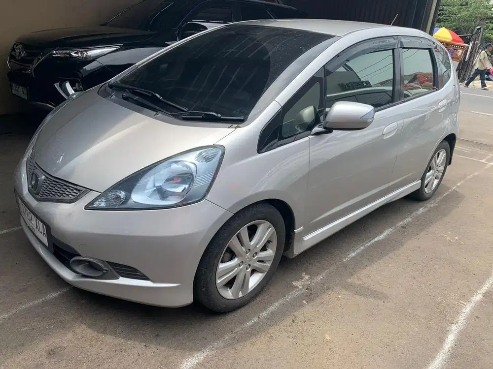 Honda jazz rs 2009 matik