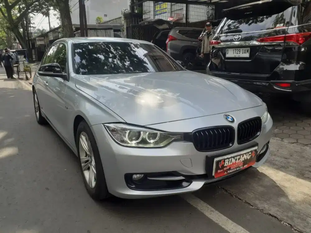 KM 50RB! BMW 320i F30 2013 FACELIFT / MODEL THN 2014 (BINTANG MOTOR)