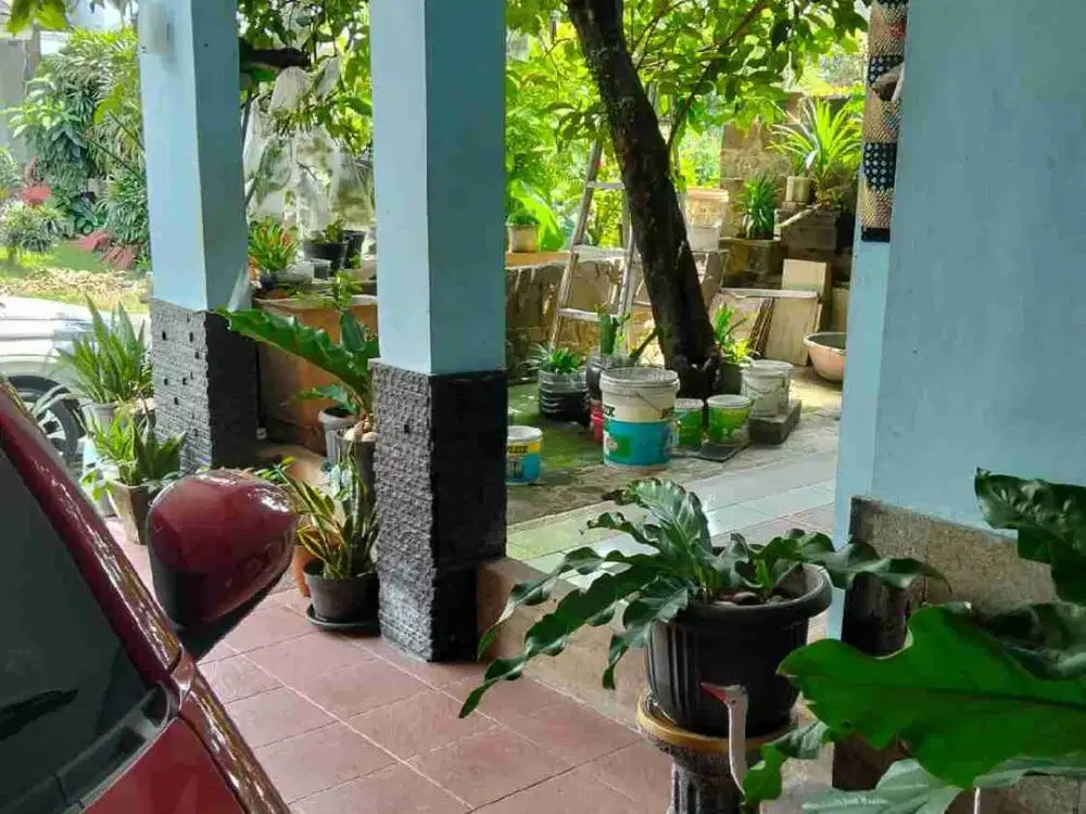 Dijual cepat rumah 3lantai Dalam cluster Pavorite di kota wisata Cibubur