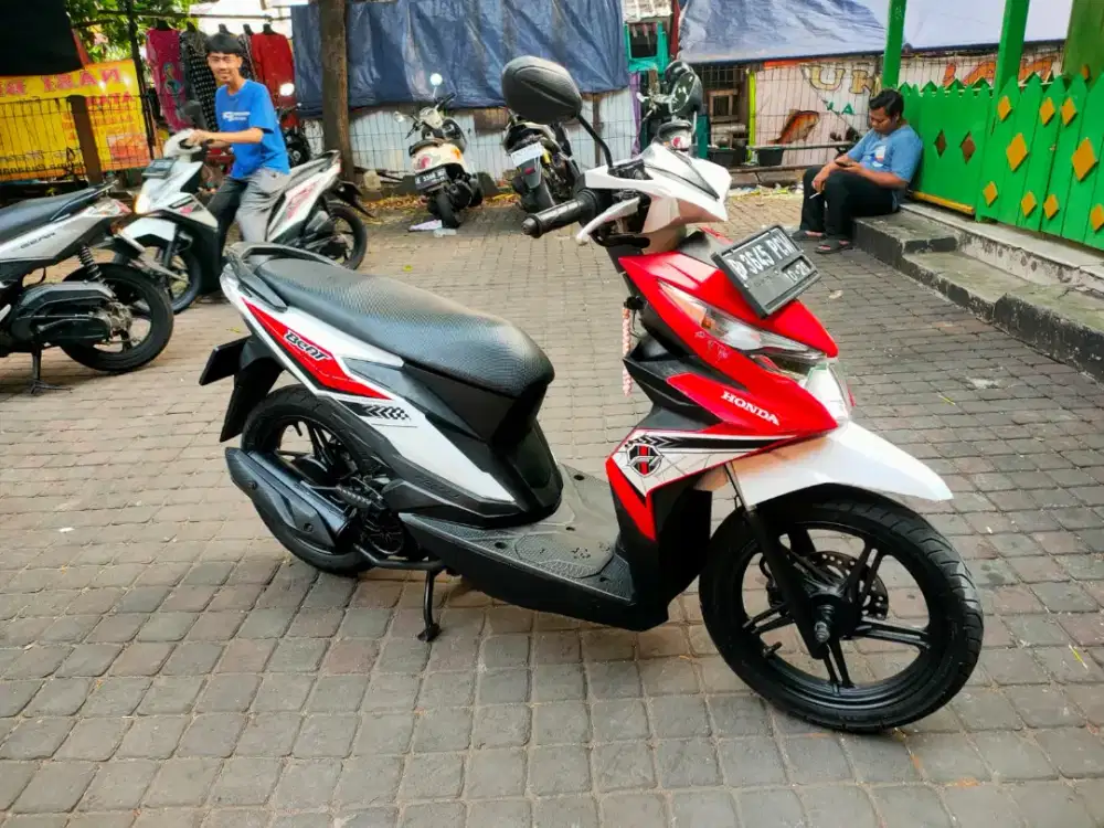 Honda Beat ECO 110cc Pajak Hidup Tahun 2016