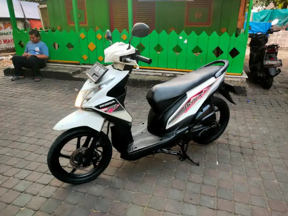 Honda Beat 110cc PGM-FI Tahun 2013