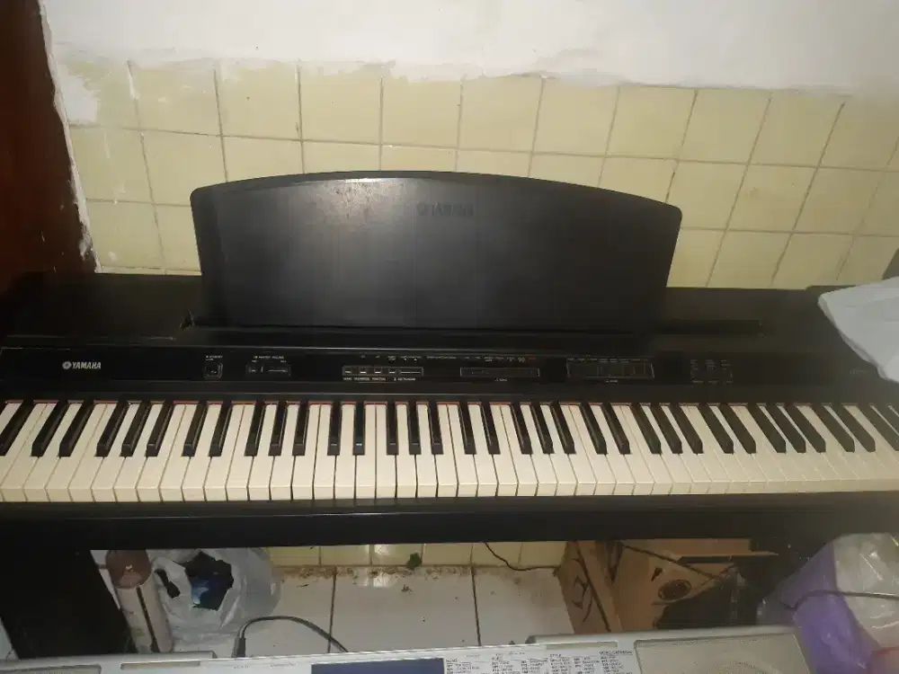 Digital piano Yamaha YPP 200