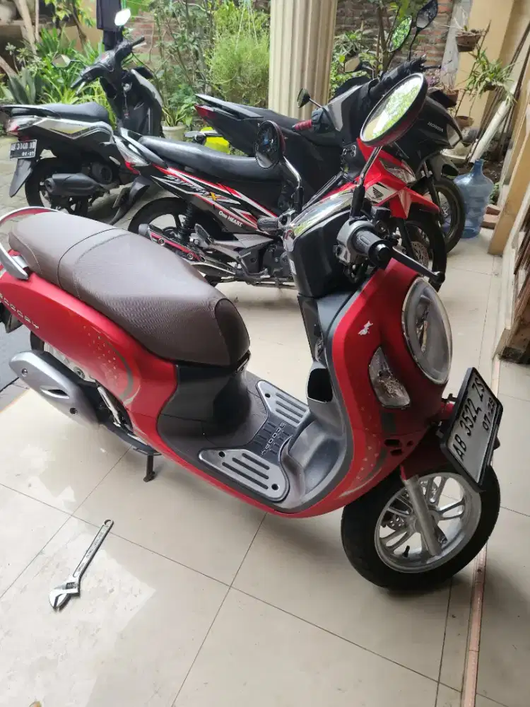 Scoopy keyless merah doff 2024 Gbm