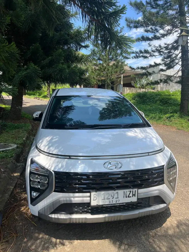 Dijual Hyundai Stargazer Low KM Mulus