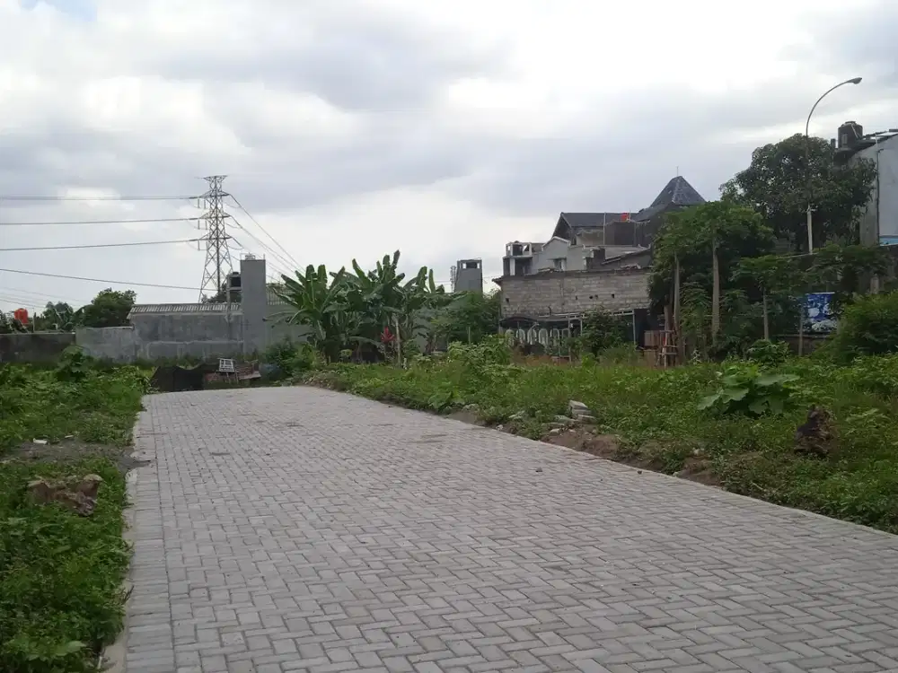 Dekat Gereja Banteng Tanah Jalan Kaliurang km 7 Siap AJB