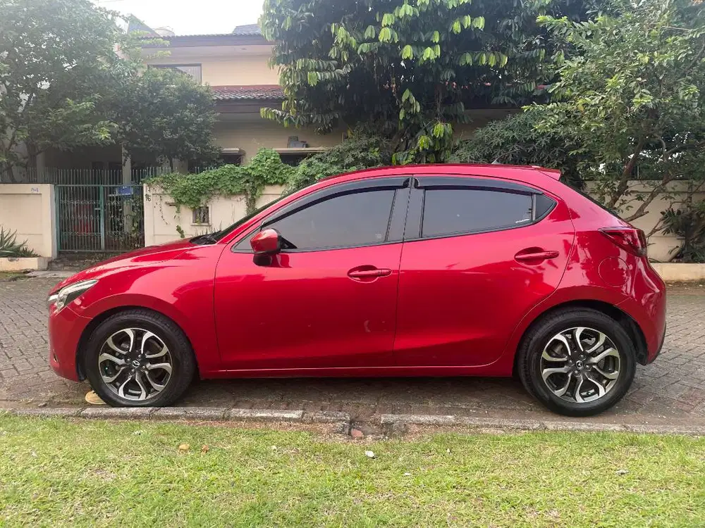 Mazda 2 GT Skyactiv Merah (2015)
