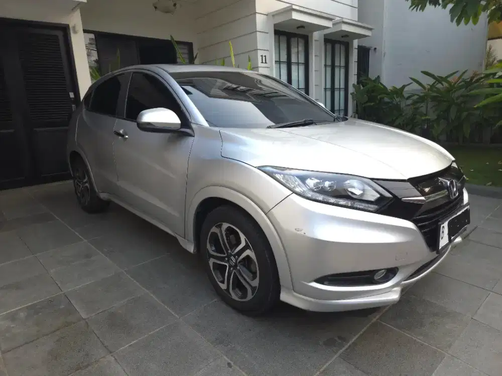 HONDA HRV 2015, PRESTIGE 1800CC, SUNROOF PANORAMIC