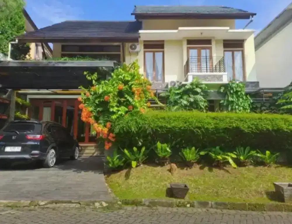 Rumah Danau Bogor Raya Lakeside