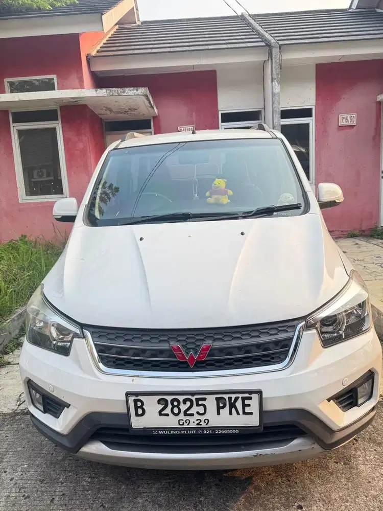 Jual wuling conferoS putih