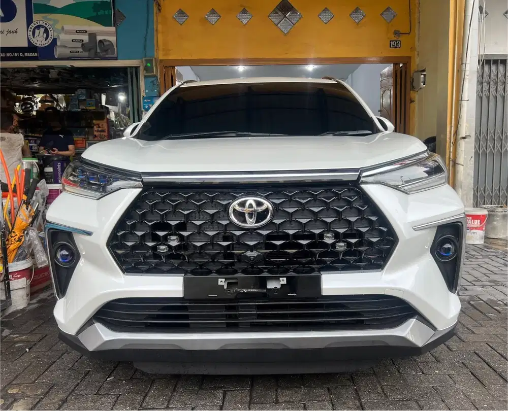 (TDP 50 JUTA!) Toyota New Avanza Veloz 1.5 Q CVT/Automatic Putih 2022