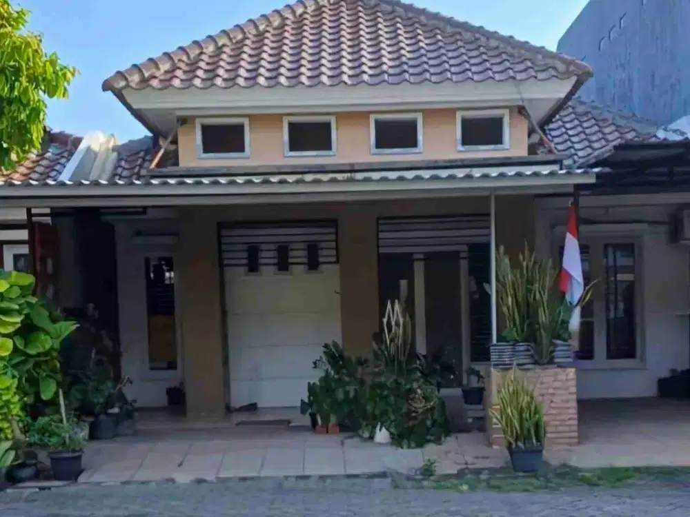 ‼️Dibawah Pasar‼️ Rumah Lokasi Strategis di Sakura Regency Ketintang Dekat A. Yani