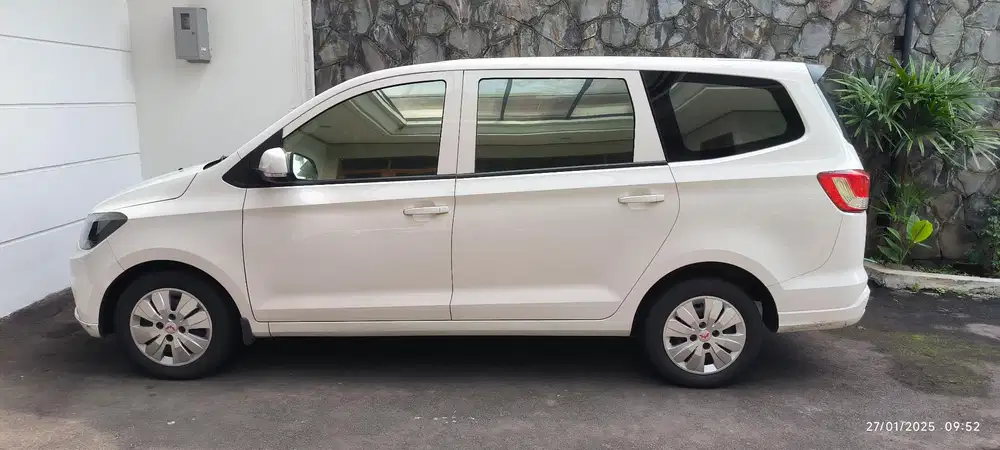 Wuling Confero 2022 Bensin