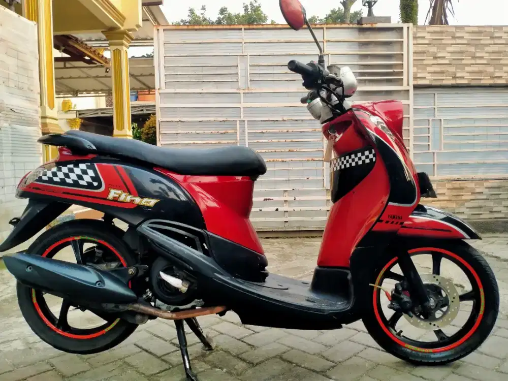 Yamaha Fino lengkap motor sehat walafiat keterangan detail dibawah