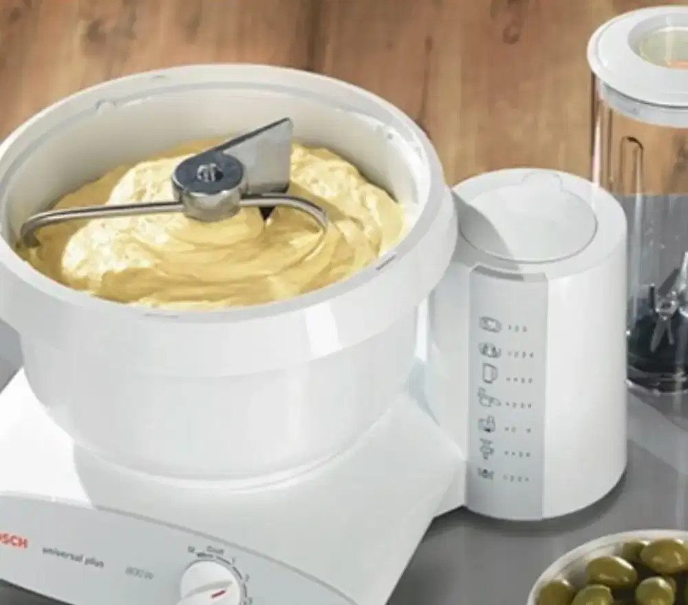 MIXER BOSCH UNIVERSAL MUM 6N11