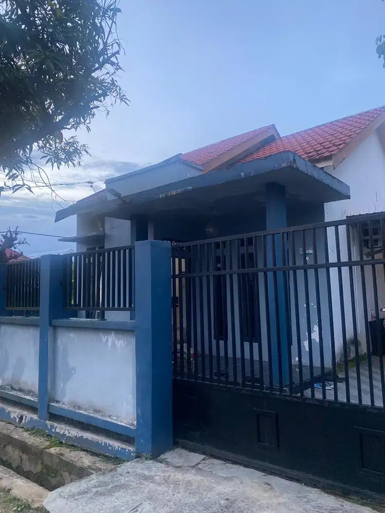 Rumah dijual Siap Huni Lokasi Sangat Strategis