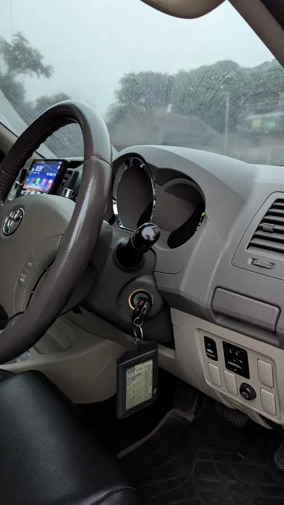 Toyota Fortuner 2008 Bensin