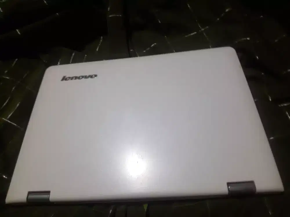 Lenovo ideapad 300s