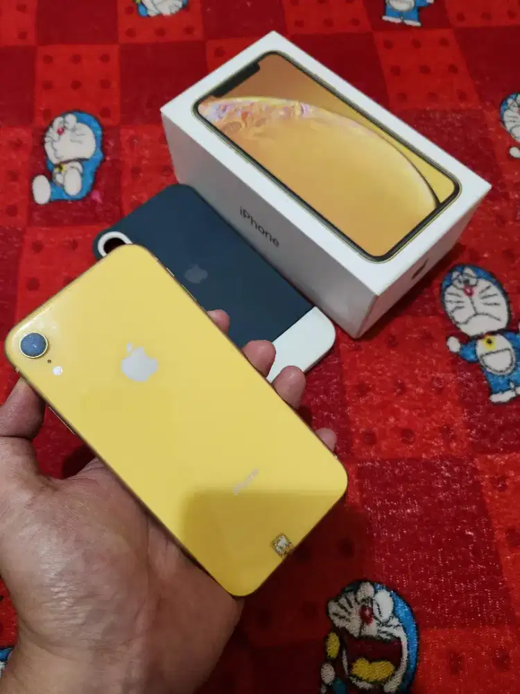 Iphone XR 128 bisa semua kartu ya dan fullset