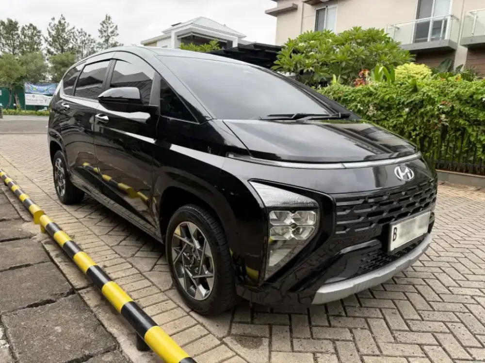 Low KM Hyundai Stargazer Prime at 2023