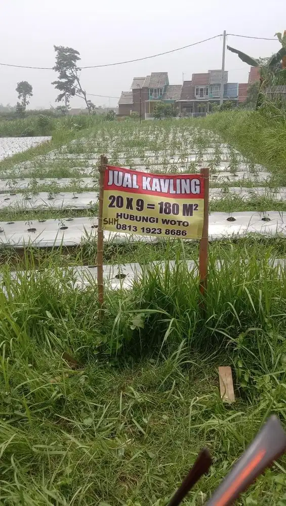 Tanah SHM Luas 180 M2, Kav. Grand Suroso
