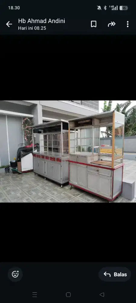 Jual gerobak 2 unit plus meja ada 5