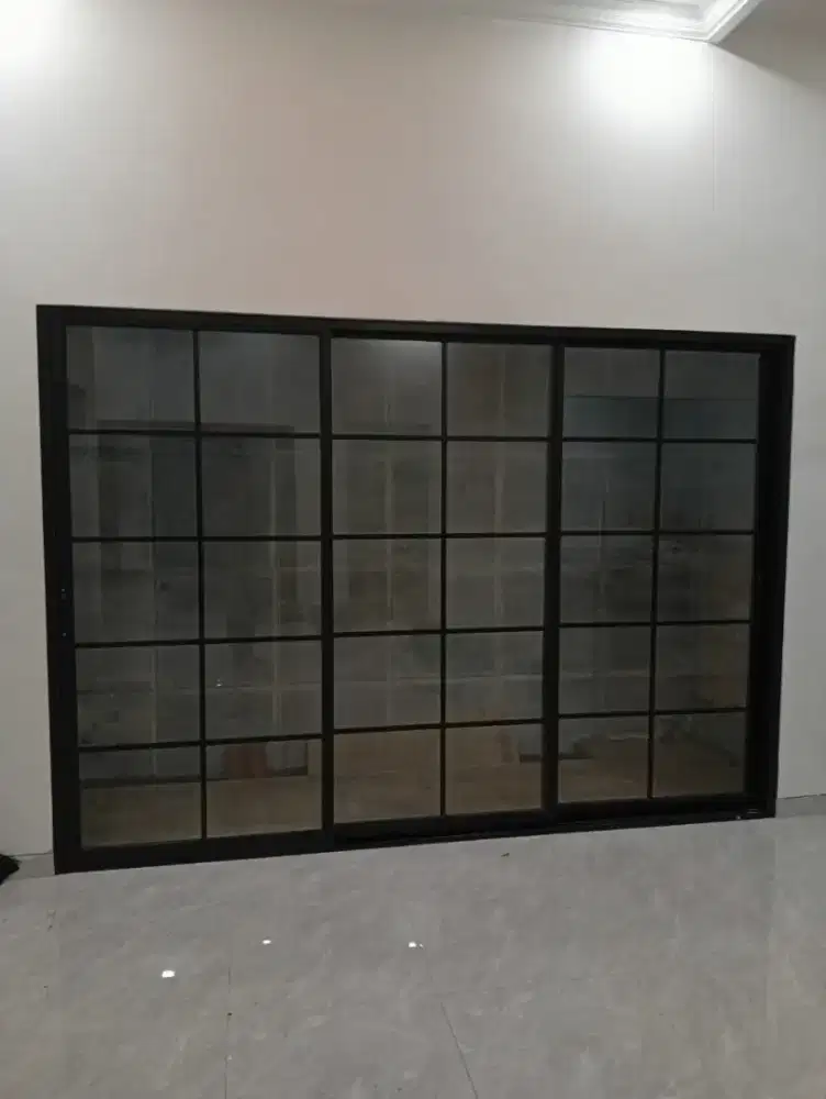 Terima pesanan pintu alumunium