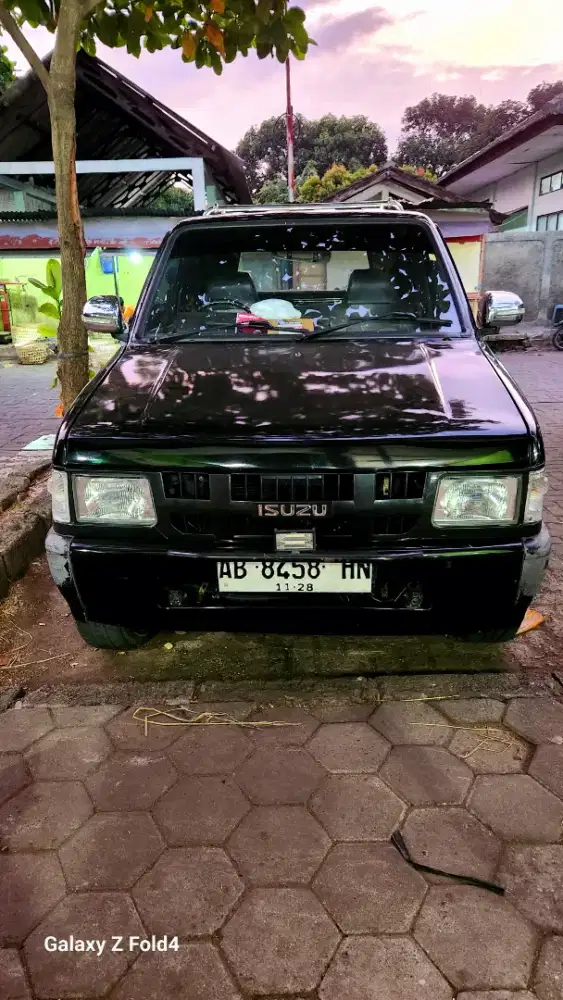 Isuzu Panther Turbo pic up 2008