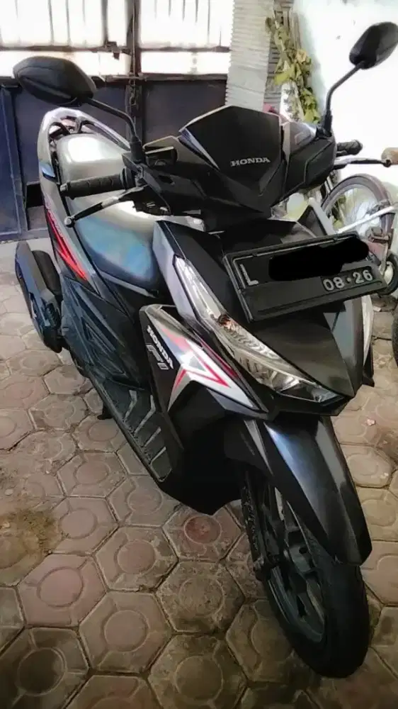 Dijual Honda Vario 125 CBS th 2016