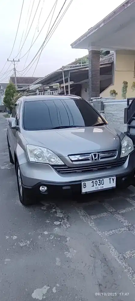 Honda CR-V matic 2.0 tahun 2008 istimewa