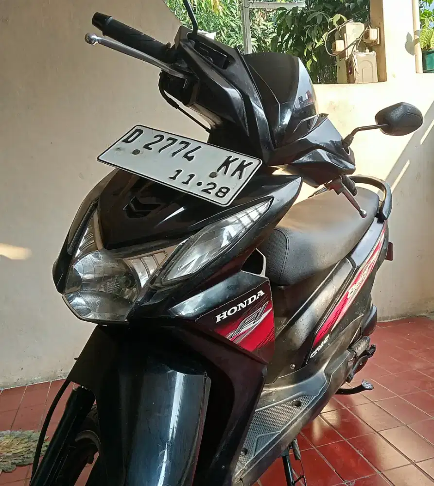 Honda Beat Fi 2013 Hitam Ori mulus siap pakai