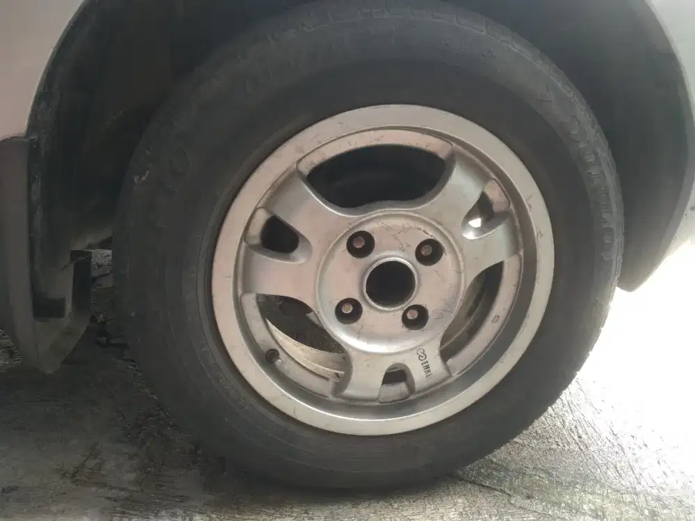 1 pcs velg enkei R14 + bonus ban