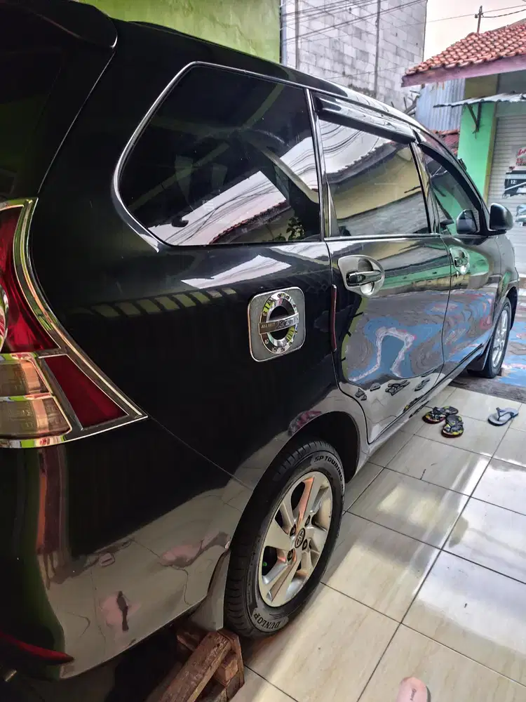 Daihatsu Xenia 2012 Bensin