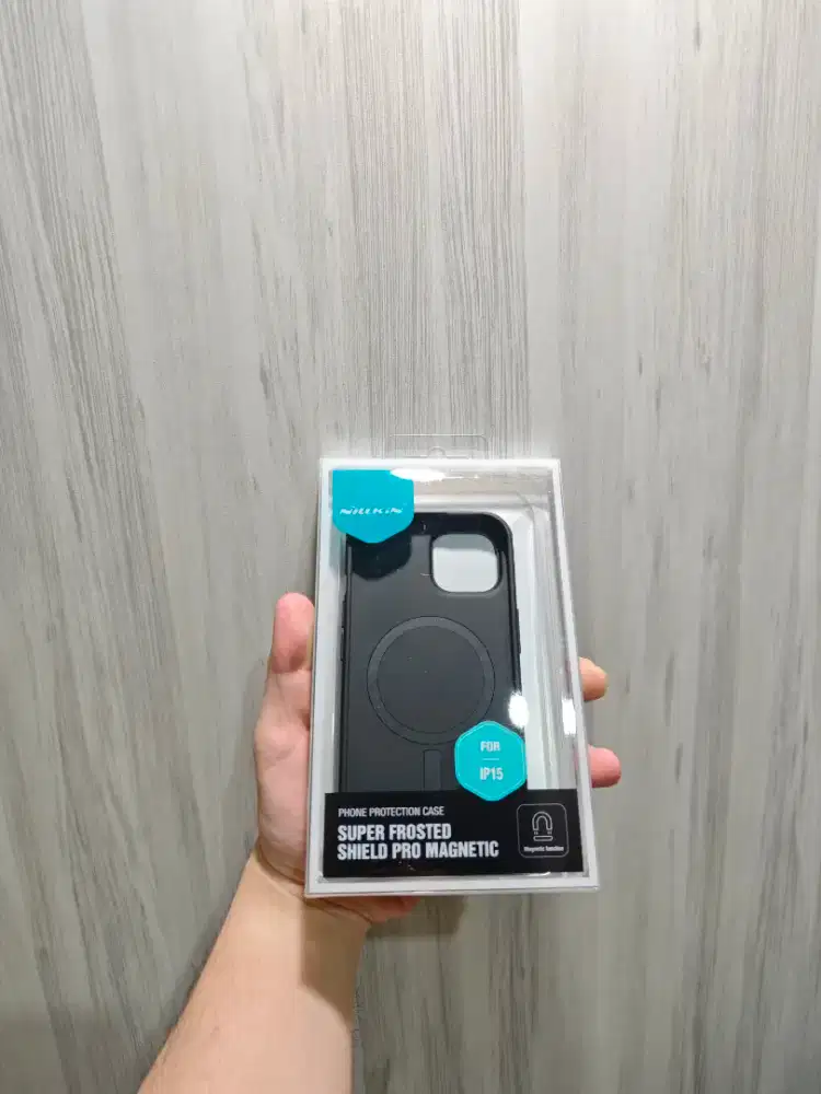Case Iphone 15 Nillkin Super Frosted Shield Pro Magnetic Magsafe Ip15