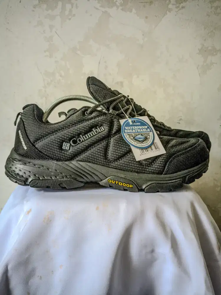 Columbia Outdoor Vibram Waterproof sepatu murah