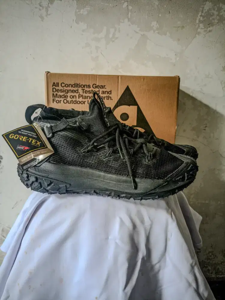 Nike ACG Mountain Fly Goretex sepatu murah